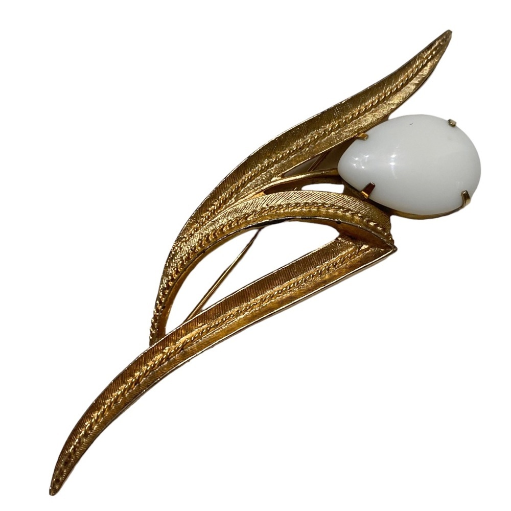 SARAH Coventry Brooch